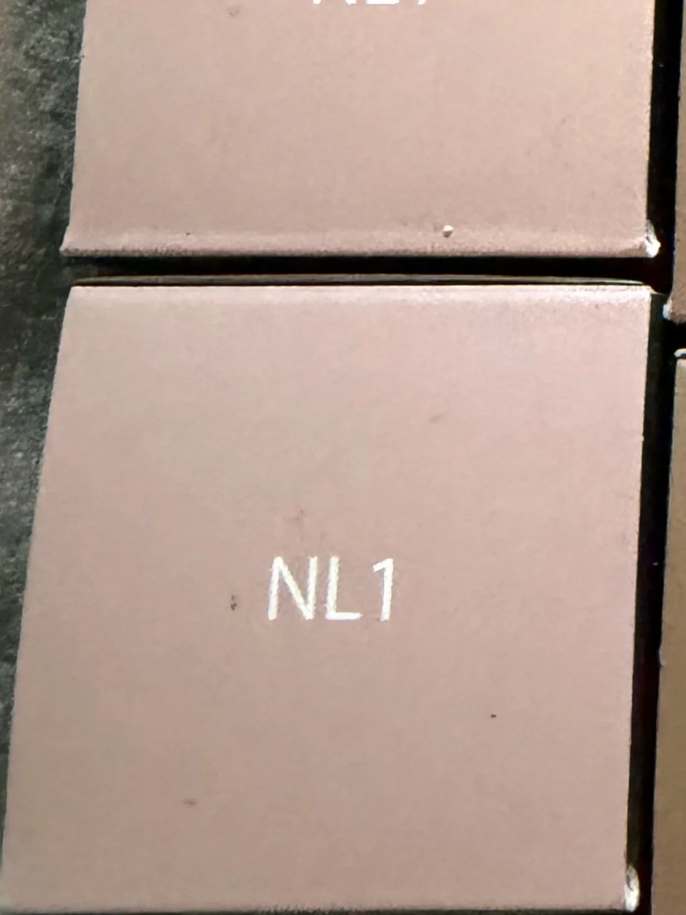 Doucce CACHÉ CRÈME SATIN FOUNDATION High Coverage Foundation NL1